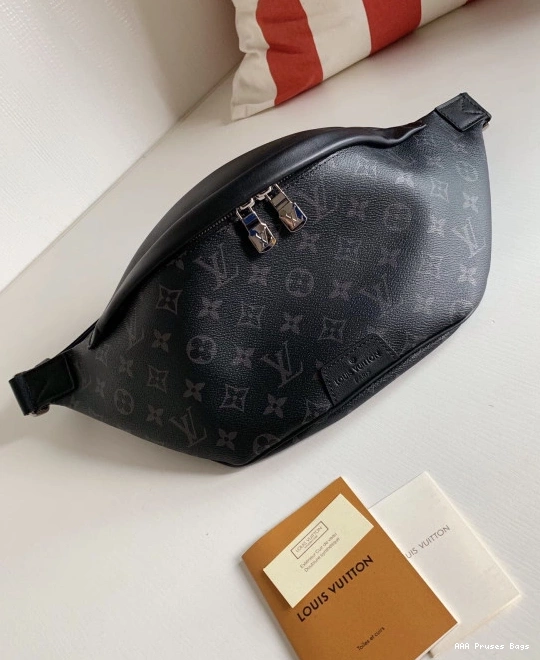 AAA Replica Ru DISCOVERY BUMBAG LOUIS VUITTON 0814